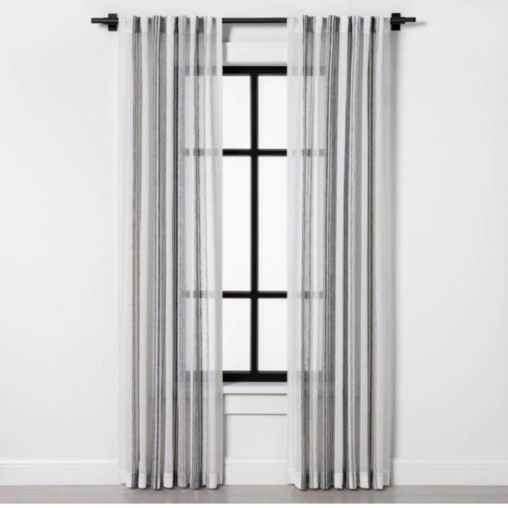 EUC❗️Hearth & Hand Vertical Railroad Stripe Sheer Window Panel